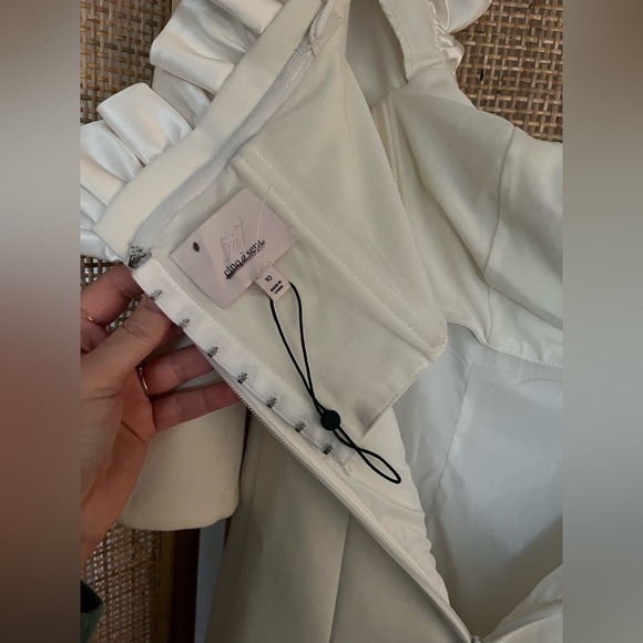 Cinq À Sept Tamra Off The Shoulder Long Sleeve Dress - Picture 10 of 14